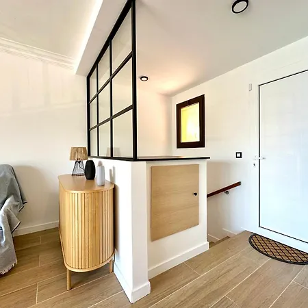V027 - Joan Vinyoli Apartment